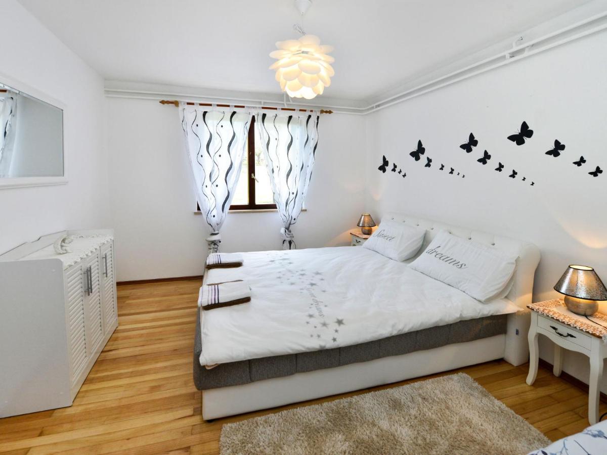 Apartment Kuki - Prc159 By Interhome โปเรช ภายนอก รูปภาพ